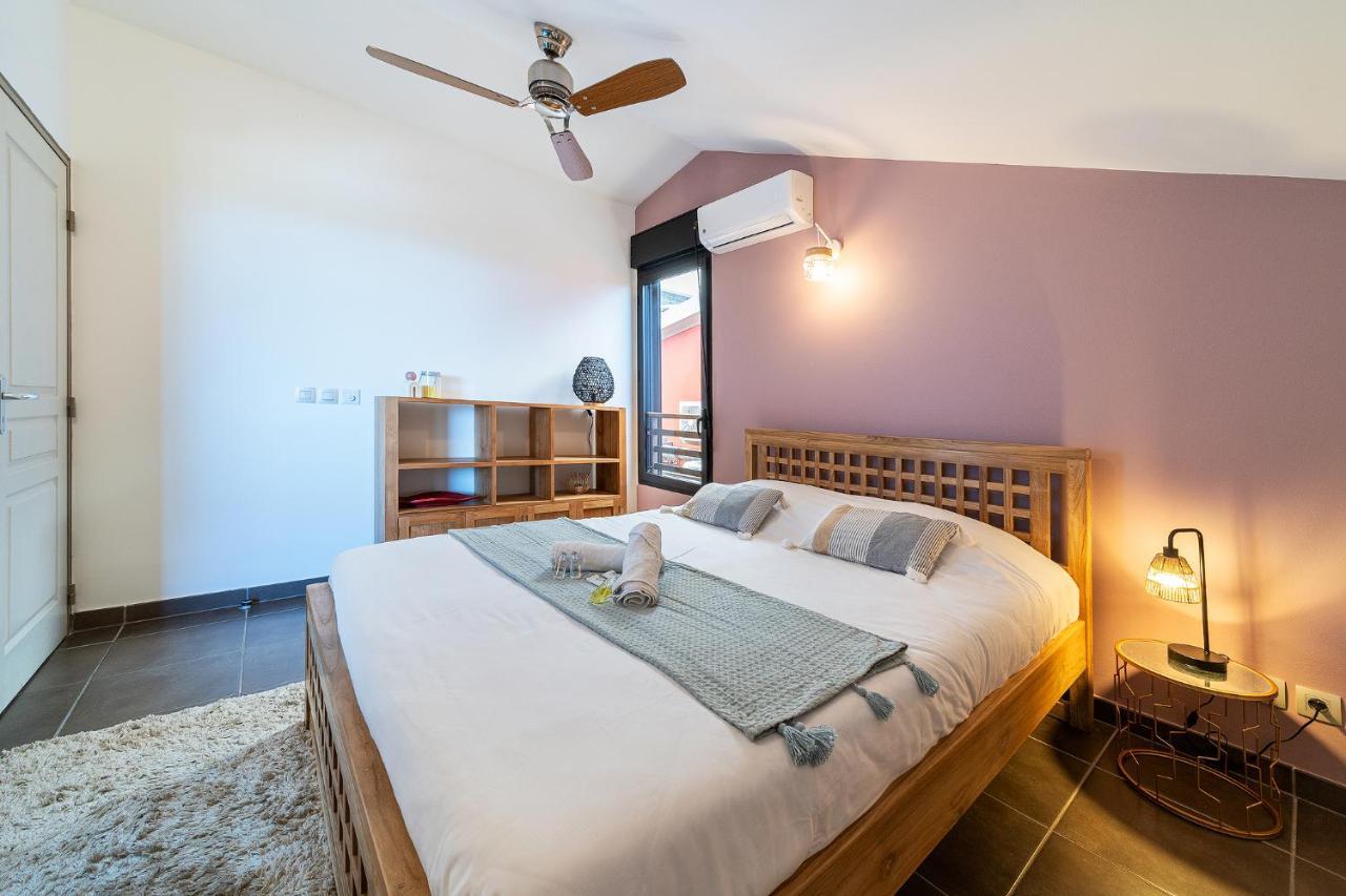 Ocean Nest T4 Renove Vue Mer Splendide La Saline Les Bains Exterior photo
